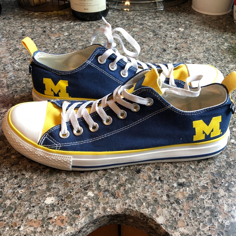 U of M Converse style shoes size 10 women’s